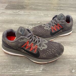 Nike Winflo Grey Athletic Shoe Women 10‎